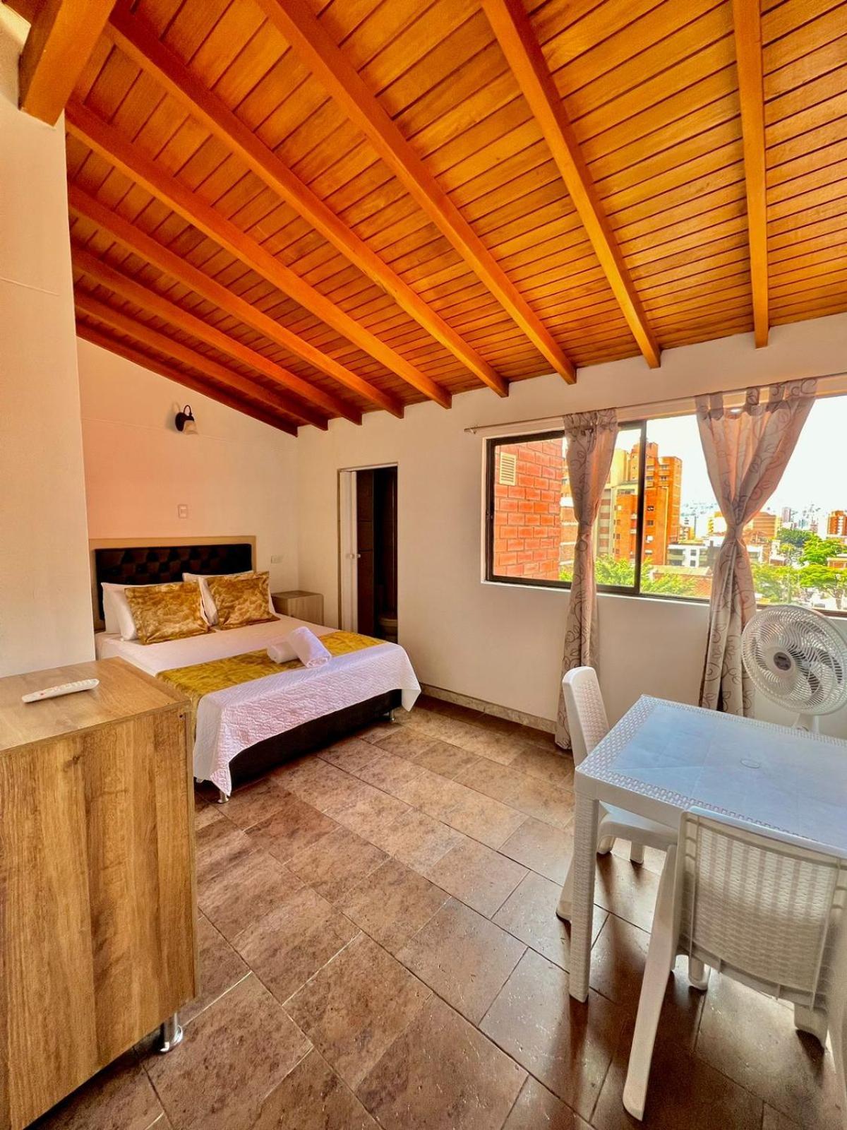 Hotel Torre Primavera Μεντεγίν Εξωτερικό φωτογραφία