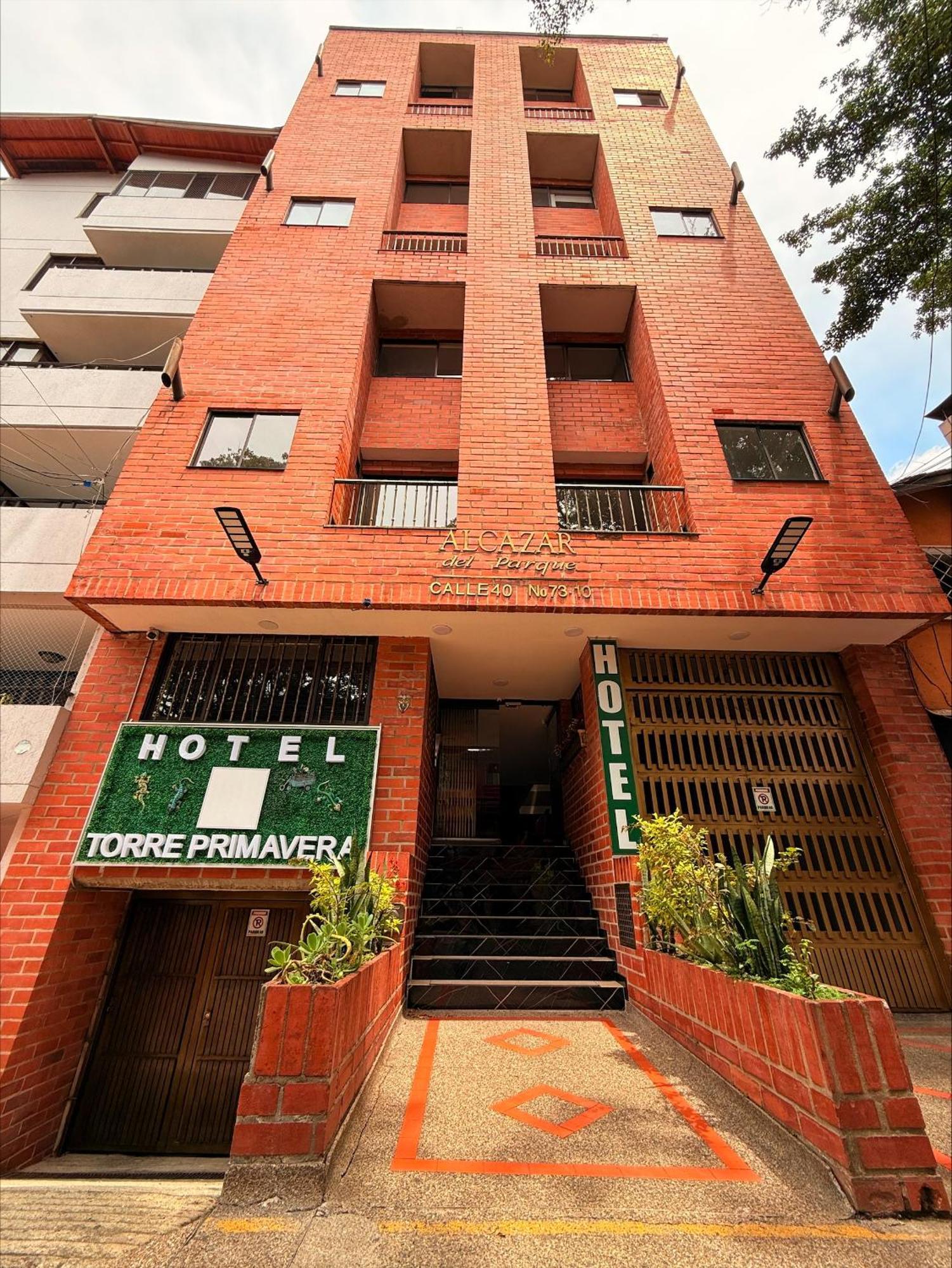 Hotel Torre Primavera Μεντεγίν Εξωτερικό φωτογραφία