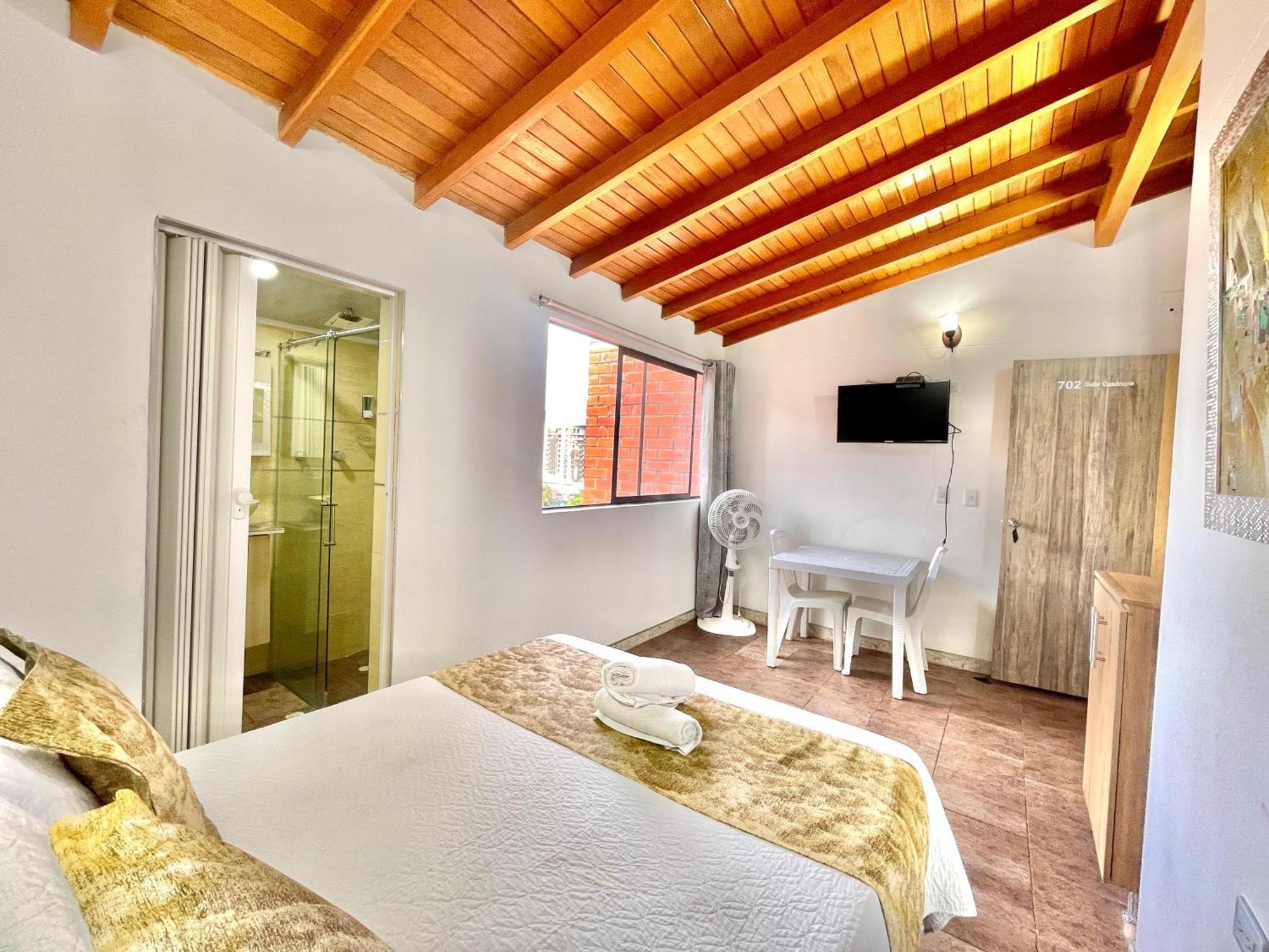 Hotel Torre Primavera Μεντεγίν Εξωτερικό φωτογραφία